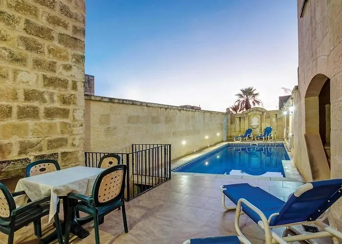 Σπίτι διακοπών 4 Bedroom With Private Pool In Gozo