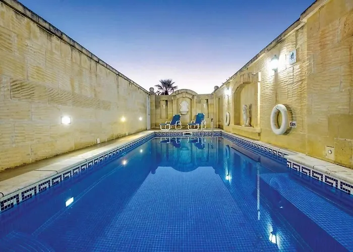 4 Bedroom With Private Pool In Gozo Σπίτι διακοπών *