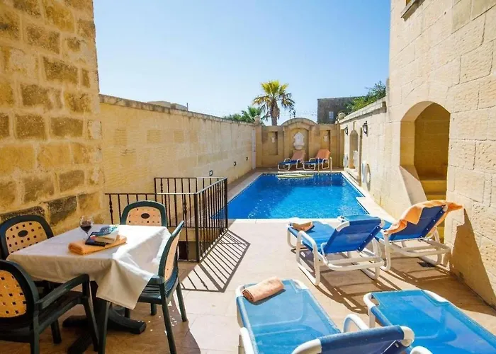 4 Bedroom With Private Pool In Gozo Σπίτι διακοπών Għarb
