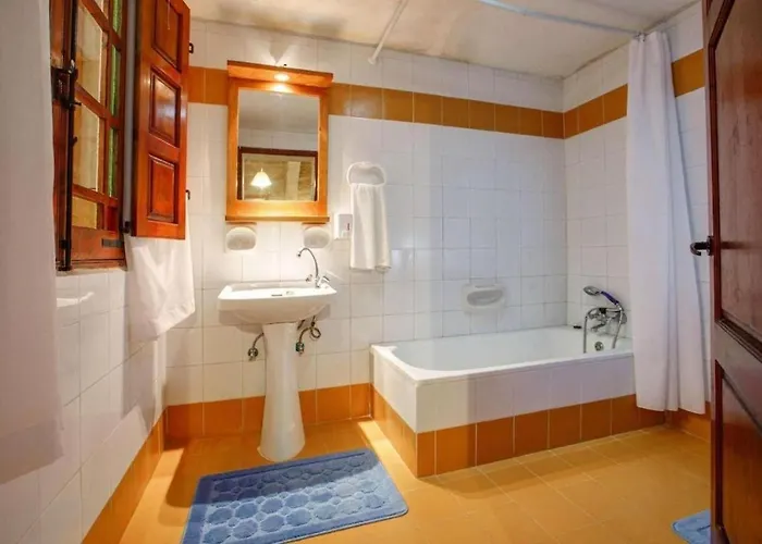 Σπίτι διακοπών 4 Bedroom With Private Pool In Gozo Għarb