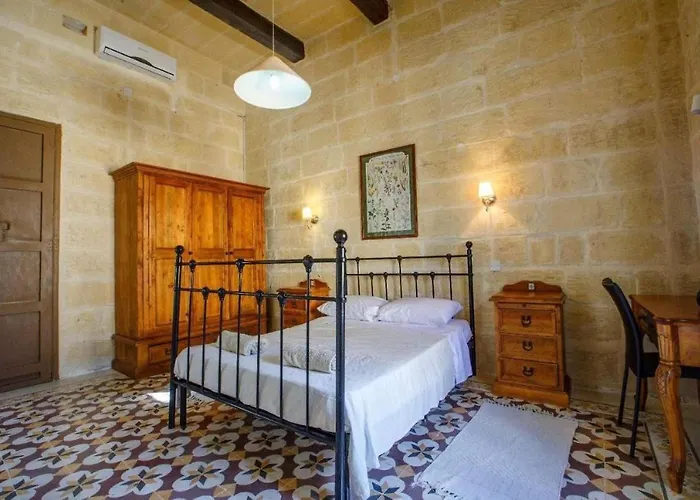 4 Bedroom With Private Pool In Gozo *