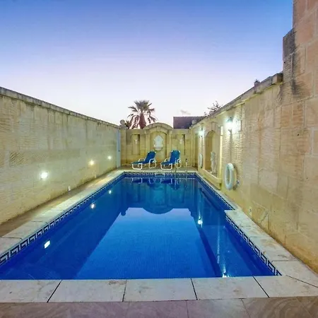 4 Bedroom With Private Pool In Gozo