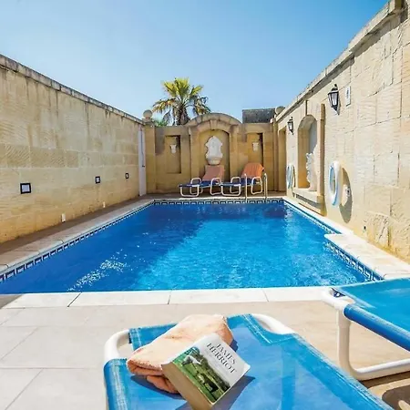 4 Bedroom With Private Pool In Gozo